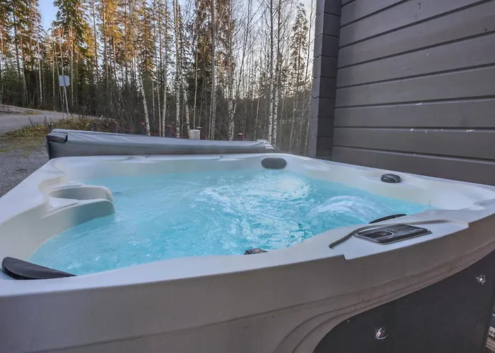 Kruunurinne 1 & 2 아파트 Himos